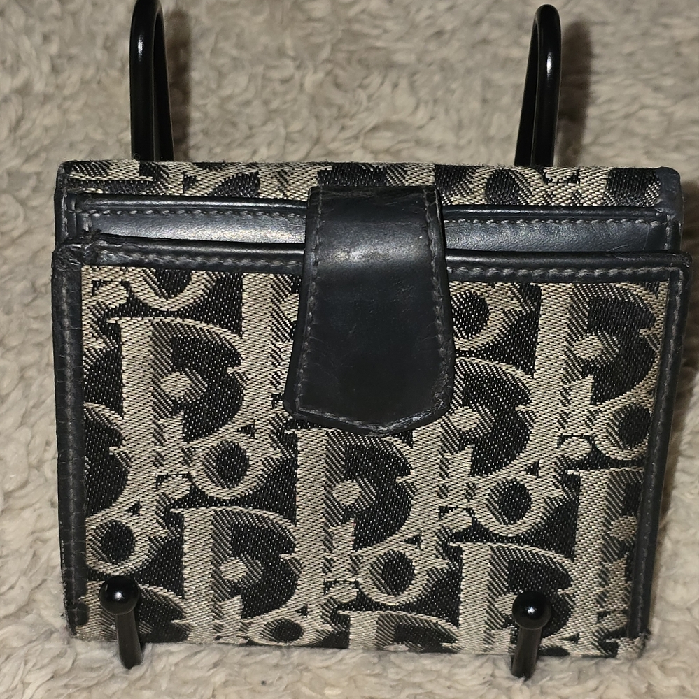 Dior Black and Cream Monogram Continental Wallet - Picture 5 of 16